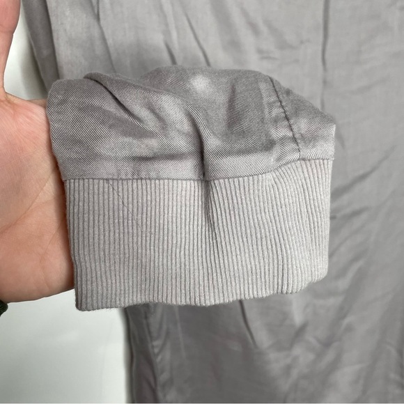 Soft Joie button down top size XS - Picture 5 of 6